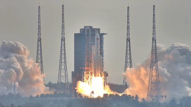 Çin, Uzay İstasyonu Tamamlanmaya Yaklaşırken Laboratuvar Modülü Mengtian’ı Uzaya Fırlattı