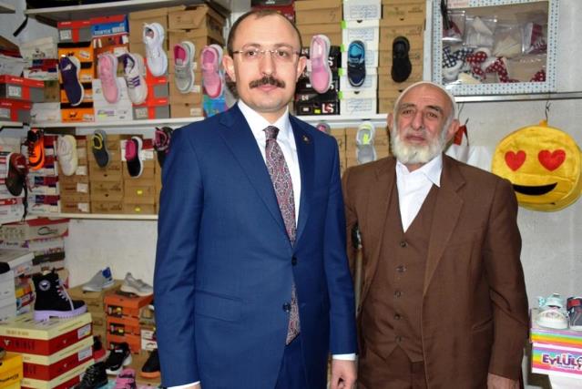 Ticaret Bakanı Muş: “‘Recep Tayyip Erdoğan gitsin de kıymetli değil sonuç’, tek buluştukları nokta o”