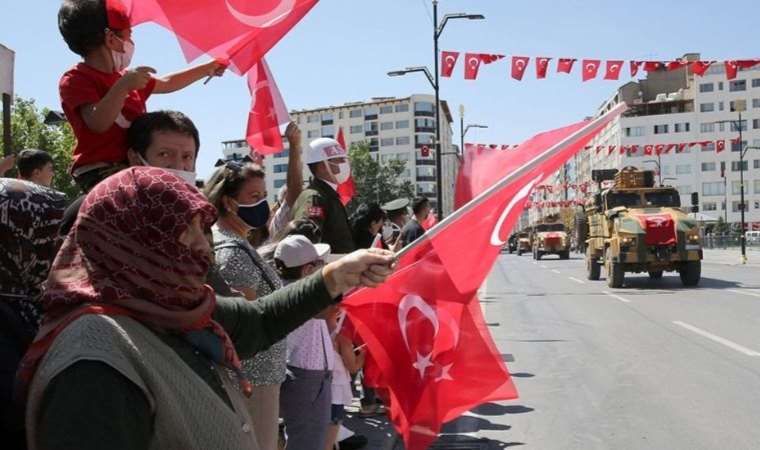 30 Ağustos resmi tatil mi? 30 Ağustos kimlere resmi tatil? 29 Ağustos yarım gün mü?